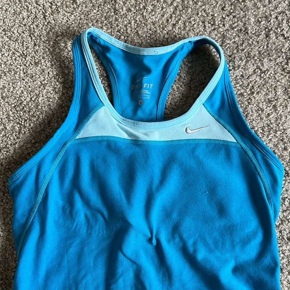 Dri-Fit top - Picture 2 of 2